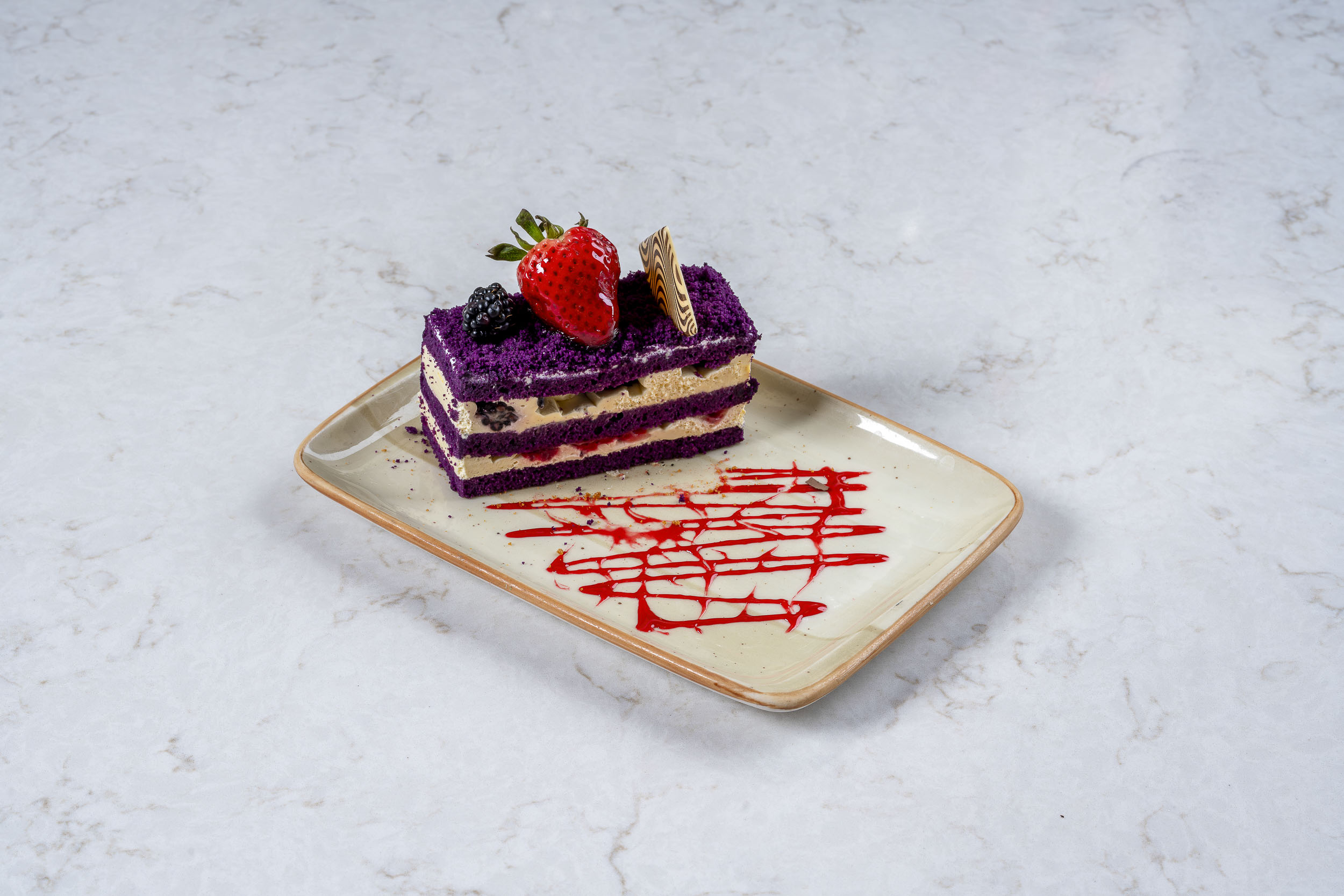 pera blackberry cake