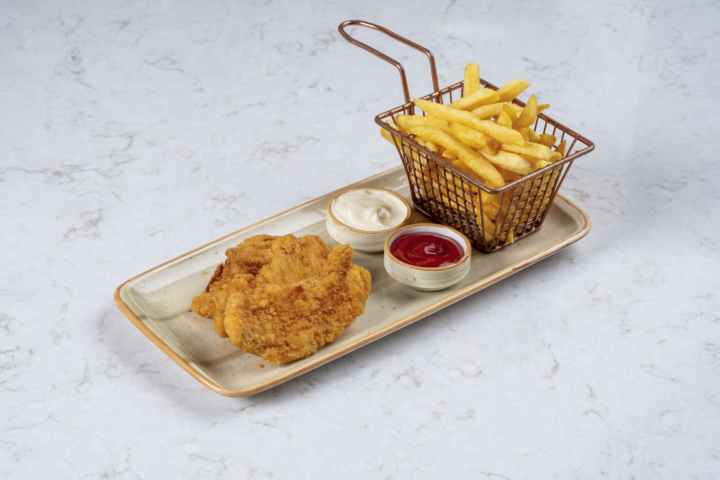 chicken tenders & french fries